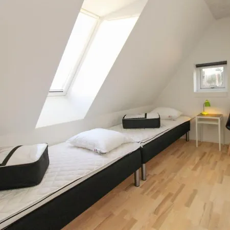 Holiday home Halldis - 600m From The Sea In Nw Jutland By Interhome Lokken